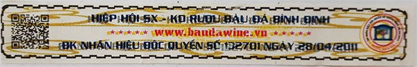 Tem dán trên nắp của chai rượu Bàu Đá Năm Phượng để tránh hàng giả do tỉnh Bình Định cấp